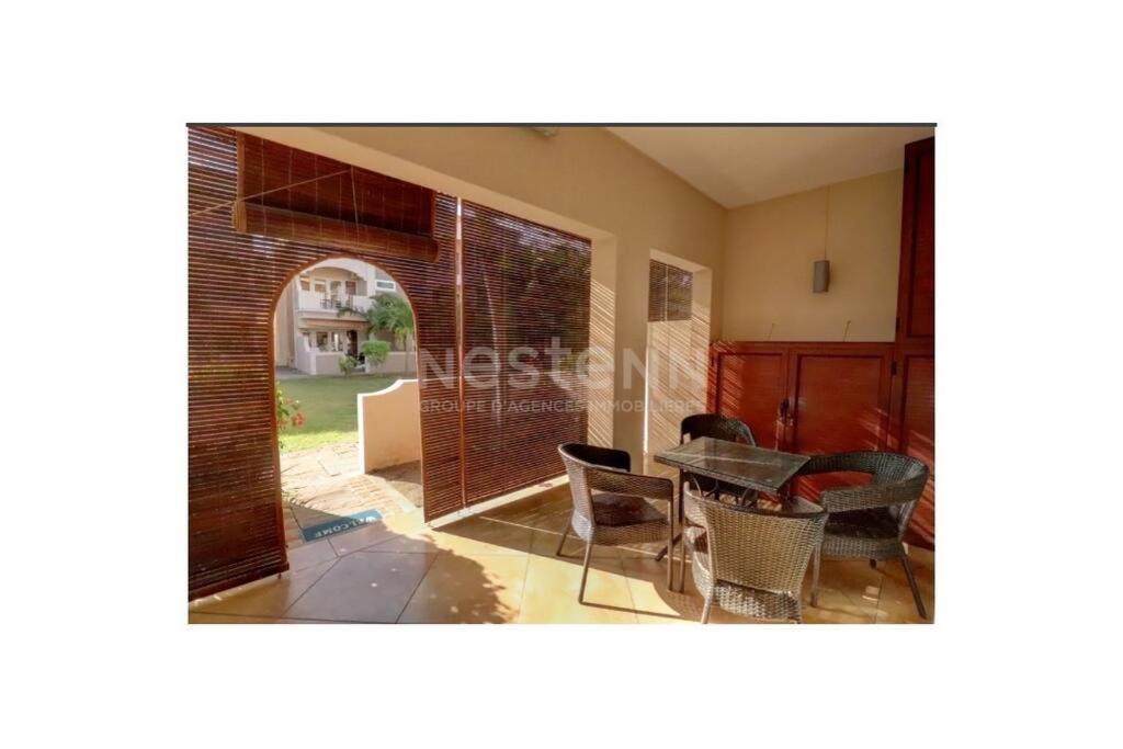 Lovely 4 Bed Townhouse With Common Swimming Pool Grand Baie Exterior foto